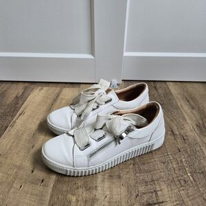 EOS Womens white size 39 sneakers